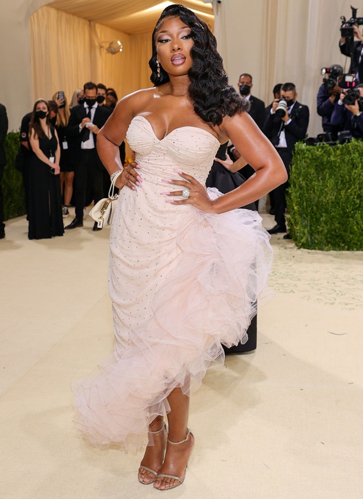 This image has an empty alt attribute; its file name is Megan-Thee-Stallion-Wore-Coach-To-The-2021-Met-Gala-.jpg
