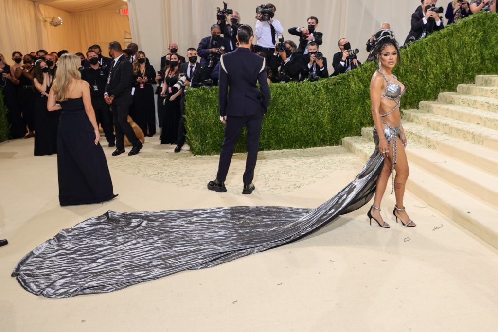 This image has an empty alt attribute; its file name is Teyana-Taylor-at-2021-Met-Gala-1024x683.jpeg